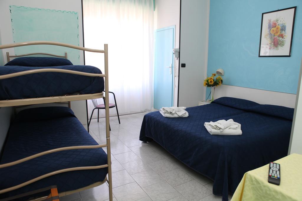 Hotel Saxon Rimini Room photo